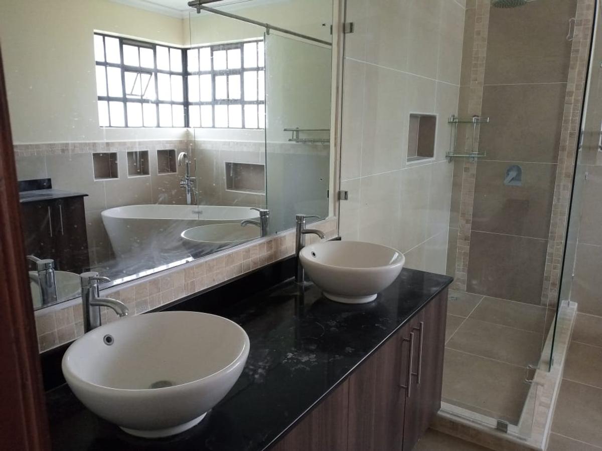 4 Bed Villa with En Suite in Kiambu Road - 5