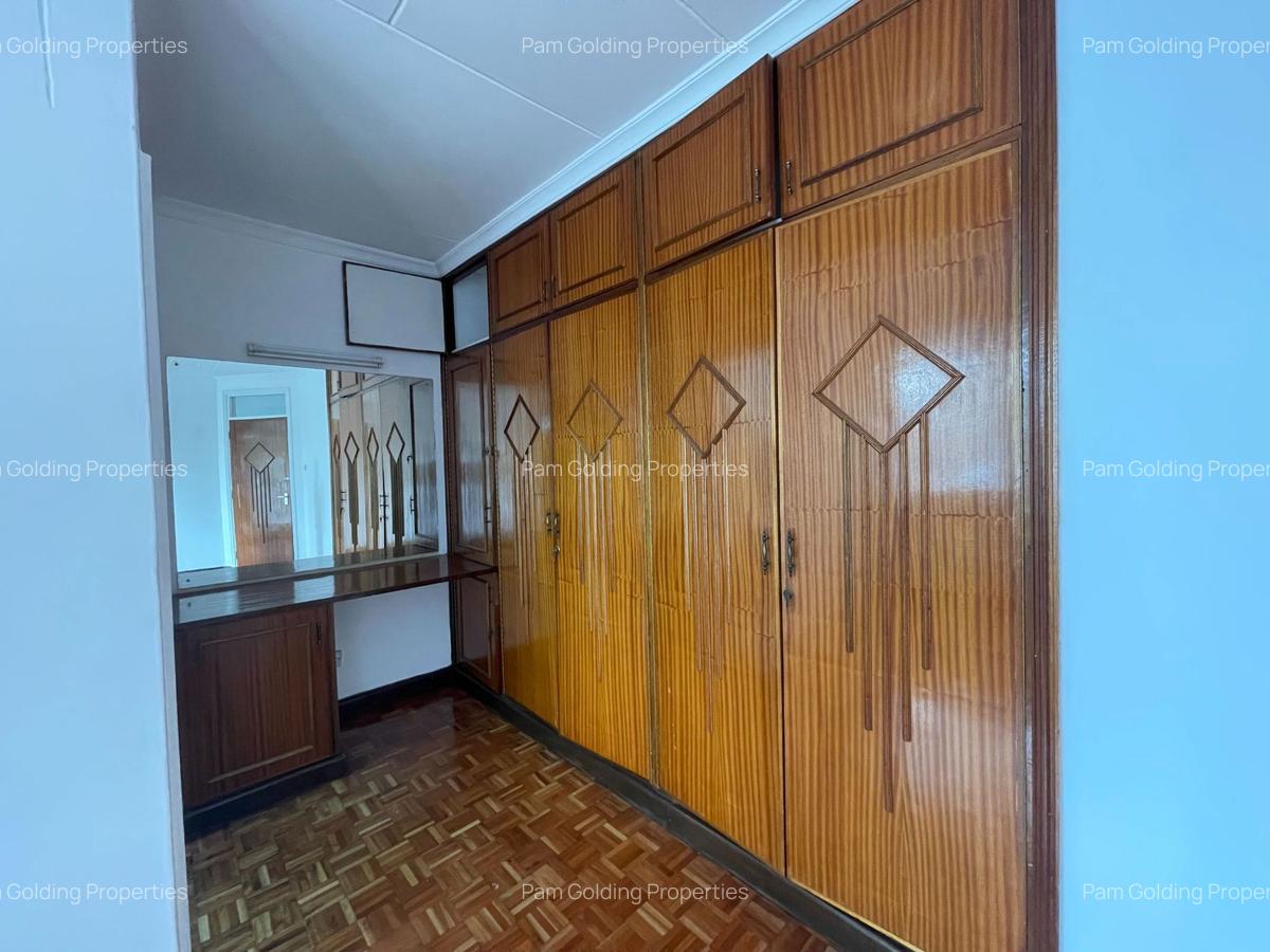 4 Bed Townhouse at General Mathenge - 6
