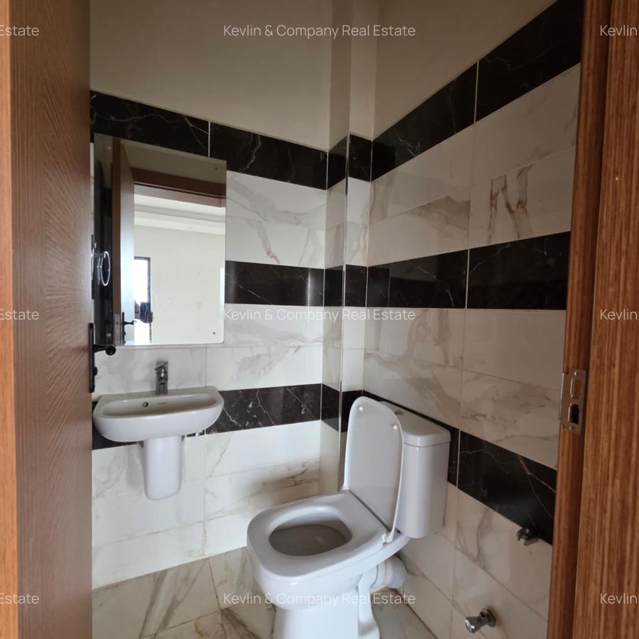 2 Bed Apartment with En Suite in Kilimani - 5