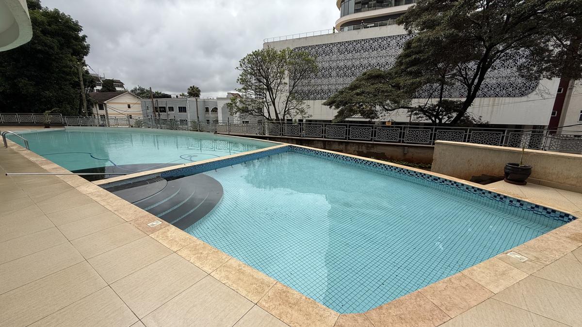 2 Bed Apartment with En Suite in Rhapta Road - 13