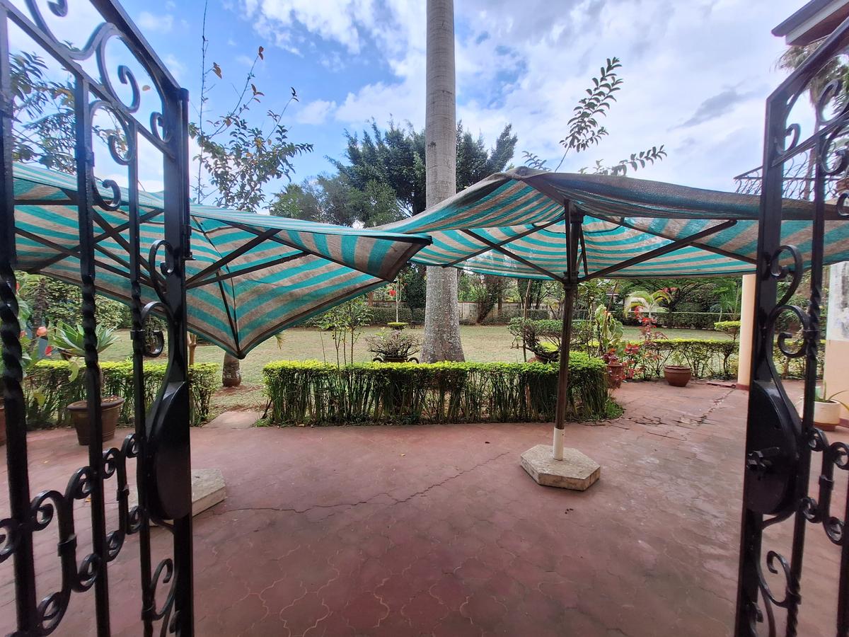 4 Bed House with En Suite in Lavington - 7