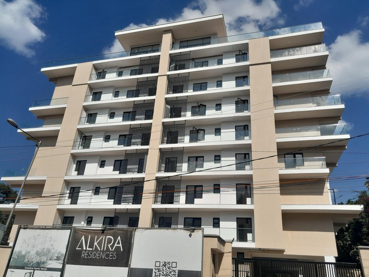 3 Bed Apartment with En Suite at Othaya Road - 4