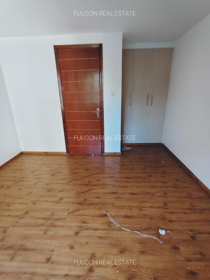 2 Bed Apartment with En Suite in Riverside - 8