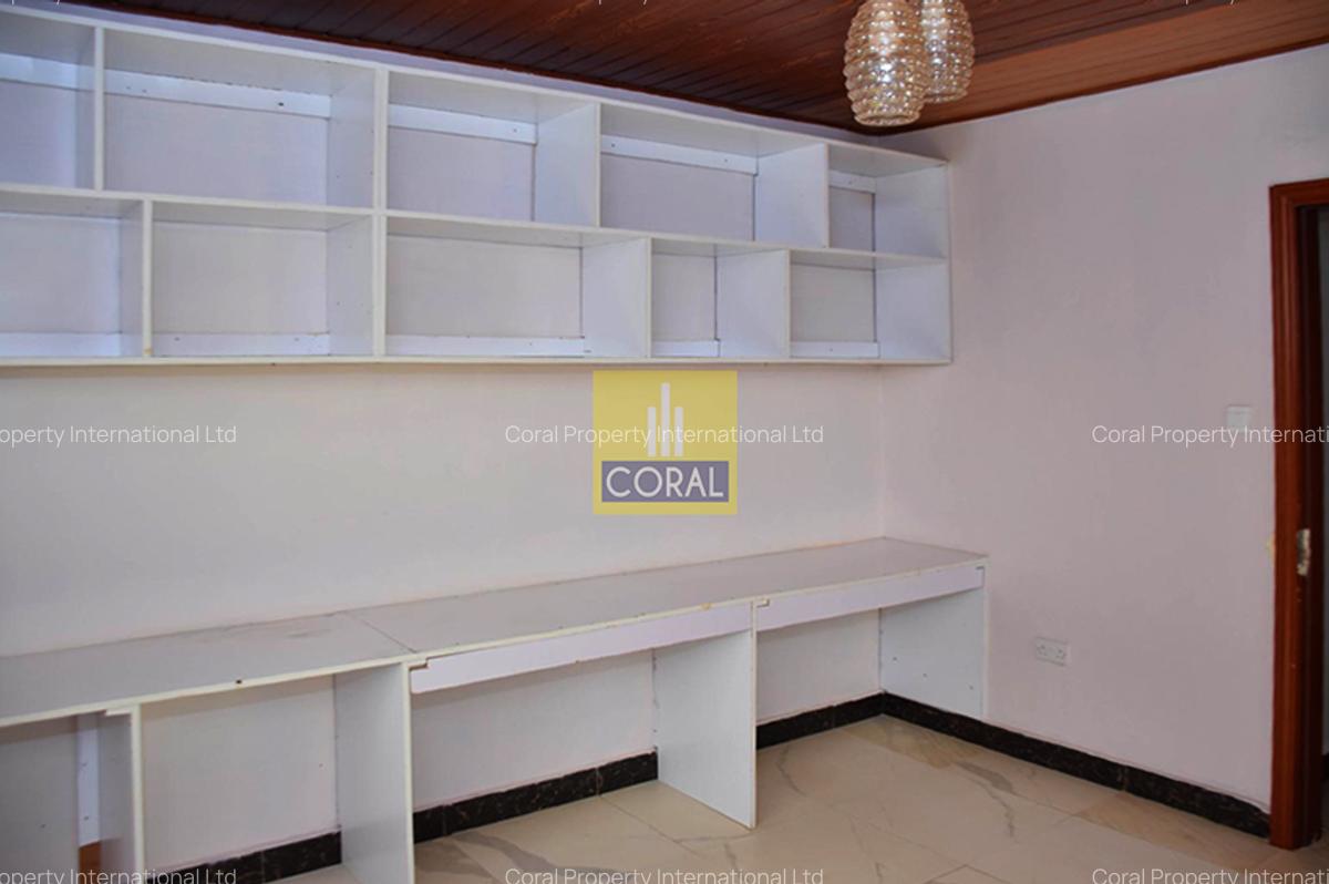 4 Bed House in Kiambu Road - 7