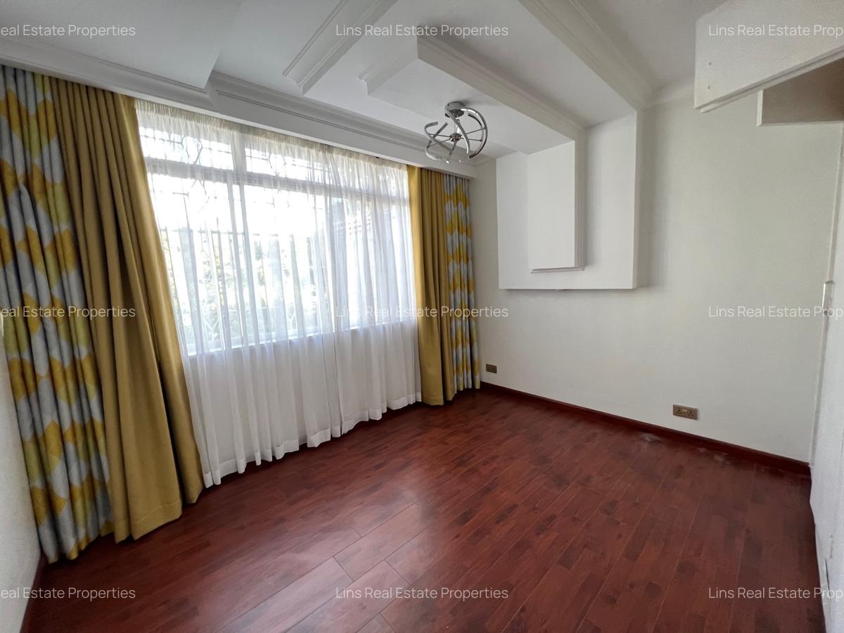 3 Bed Townhouse with En Suite in Kileleshwa - 16