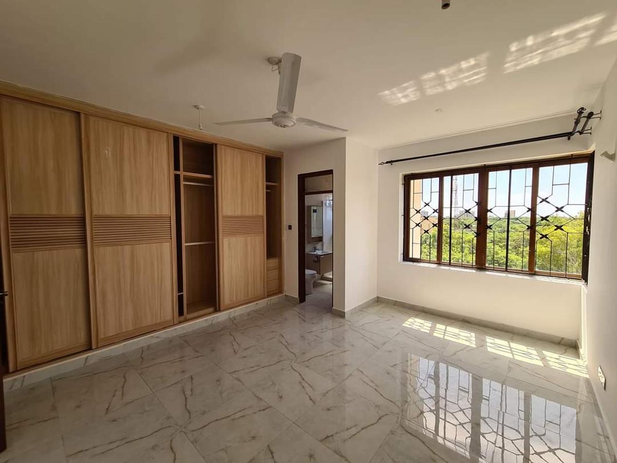 5 Bed Apartment with En Suite at Nyali - 8