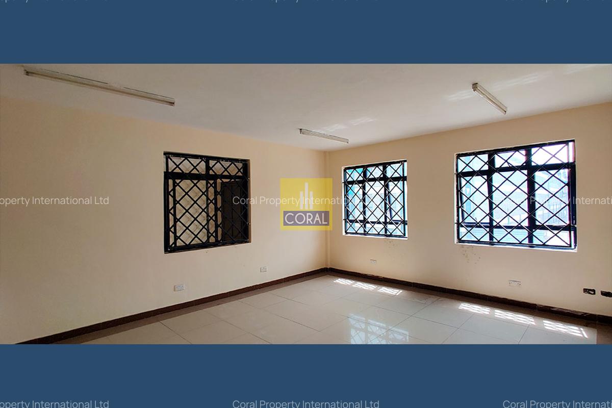 Warehouse in Industrial Area - 7