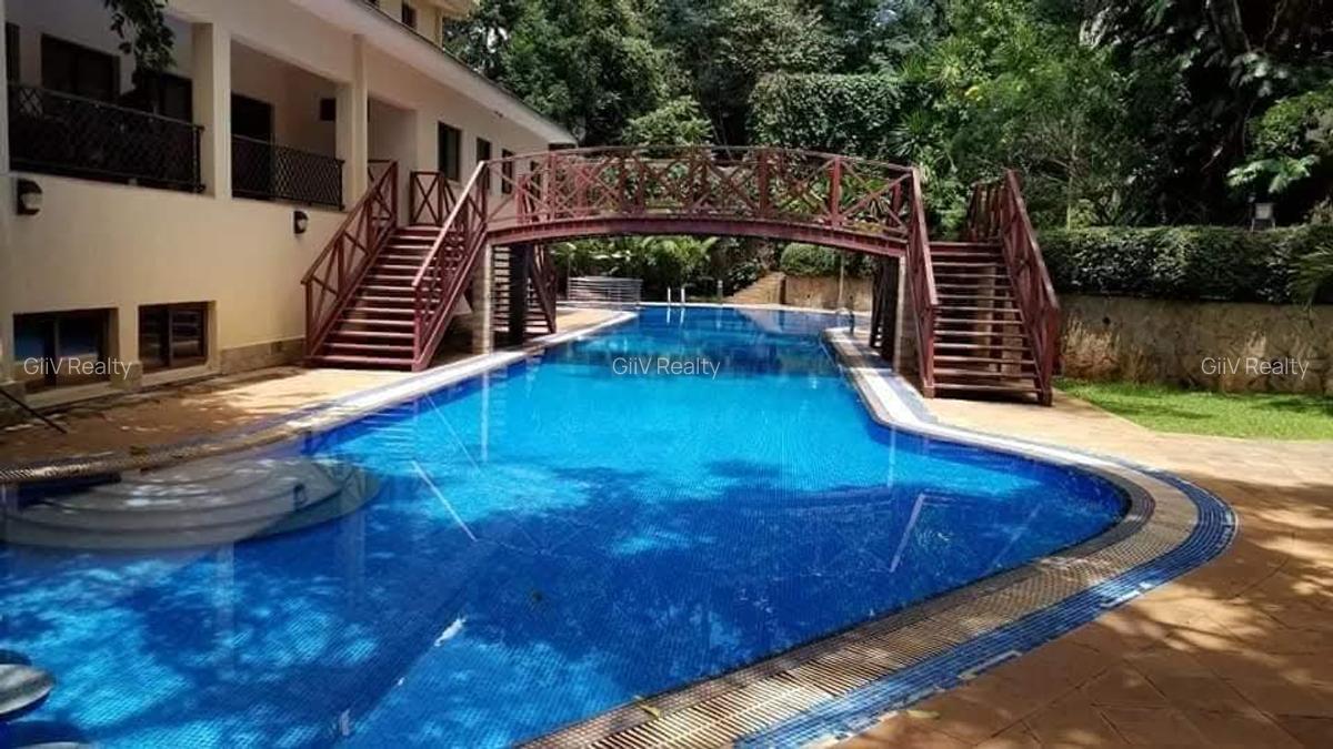 3 Bed Apartment with En Suite in Riverside - 19