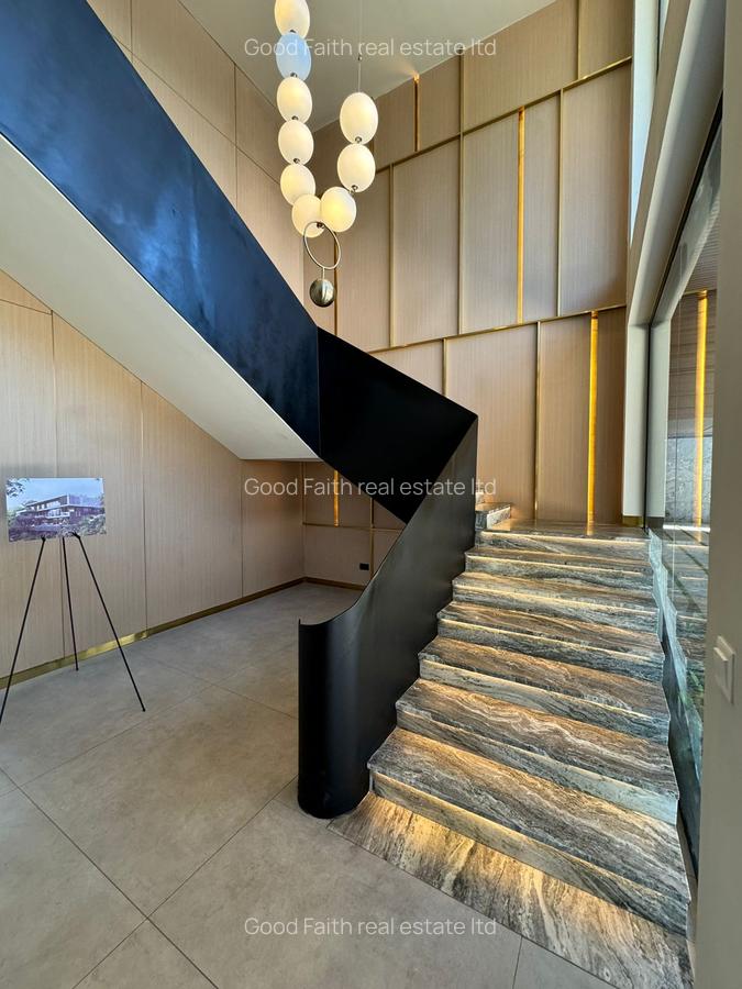 7 Bed House with En Suite in Kitisuru - 9