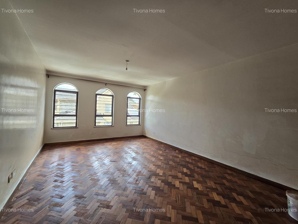 5 Bed House with Staff Quarters in Lavington - 11