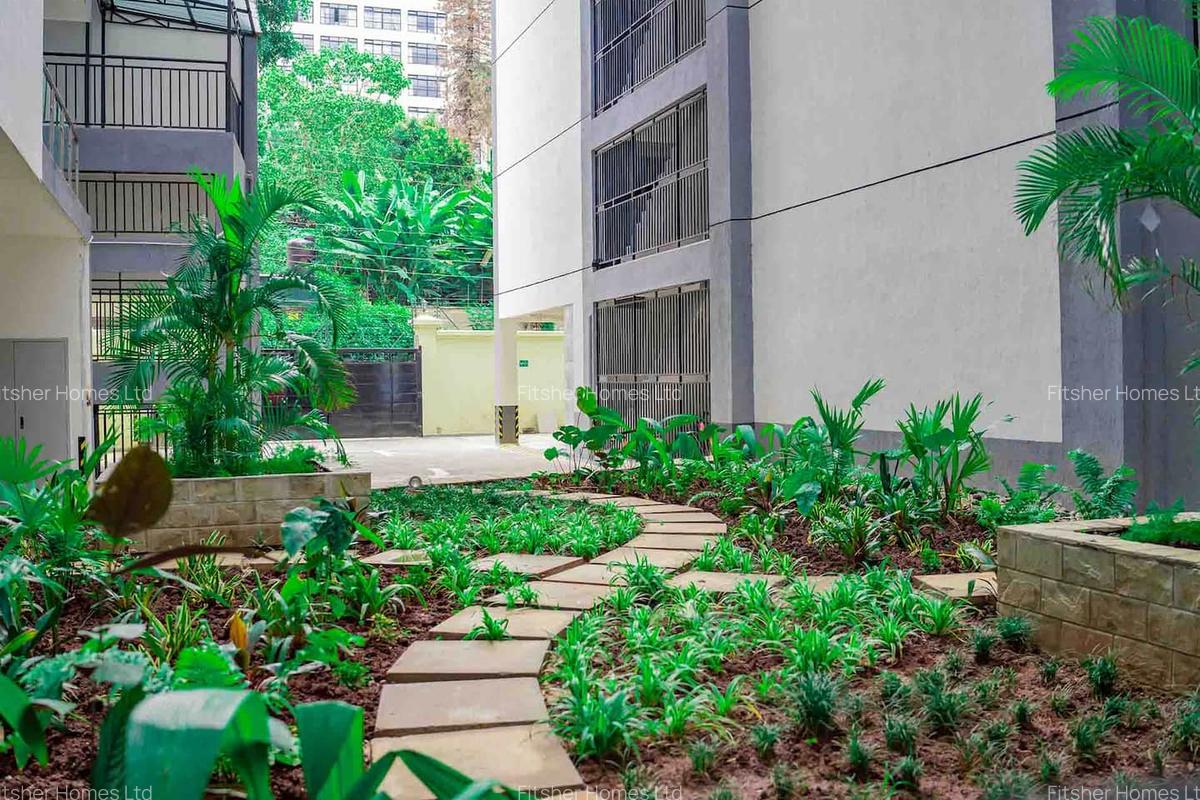 2 Bed Apartment with En Suite in Riverside - 1