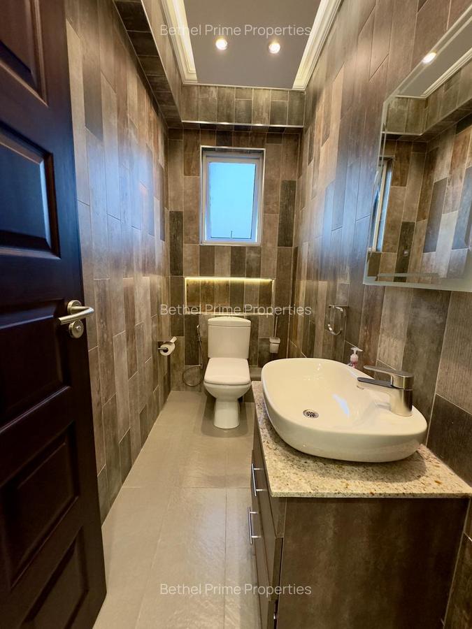 Furnished 2 Bed Apartment with En Suite in Brookside - 17