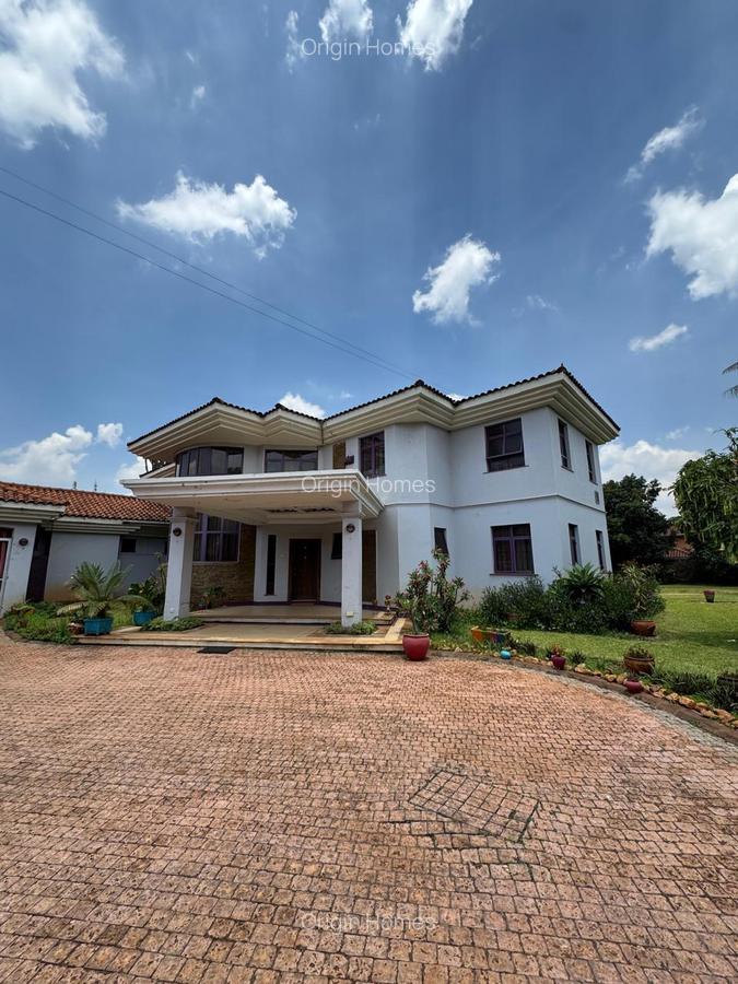 4 Bed House with En Suite at Runda - 1