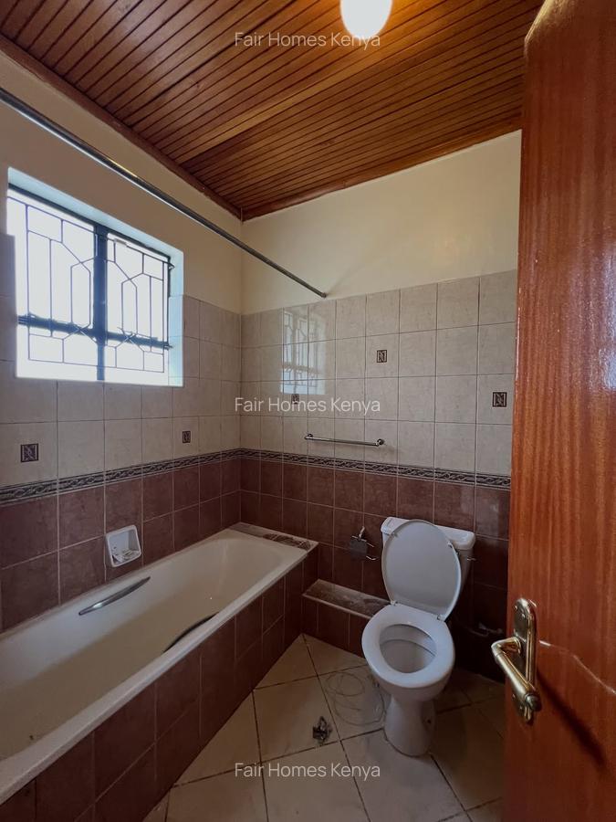 4 Bed Townhouse with En Suite at Maji Mazuri - 5