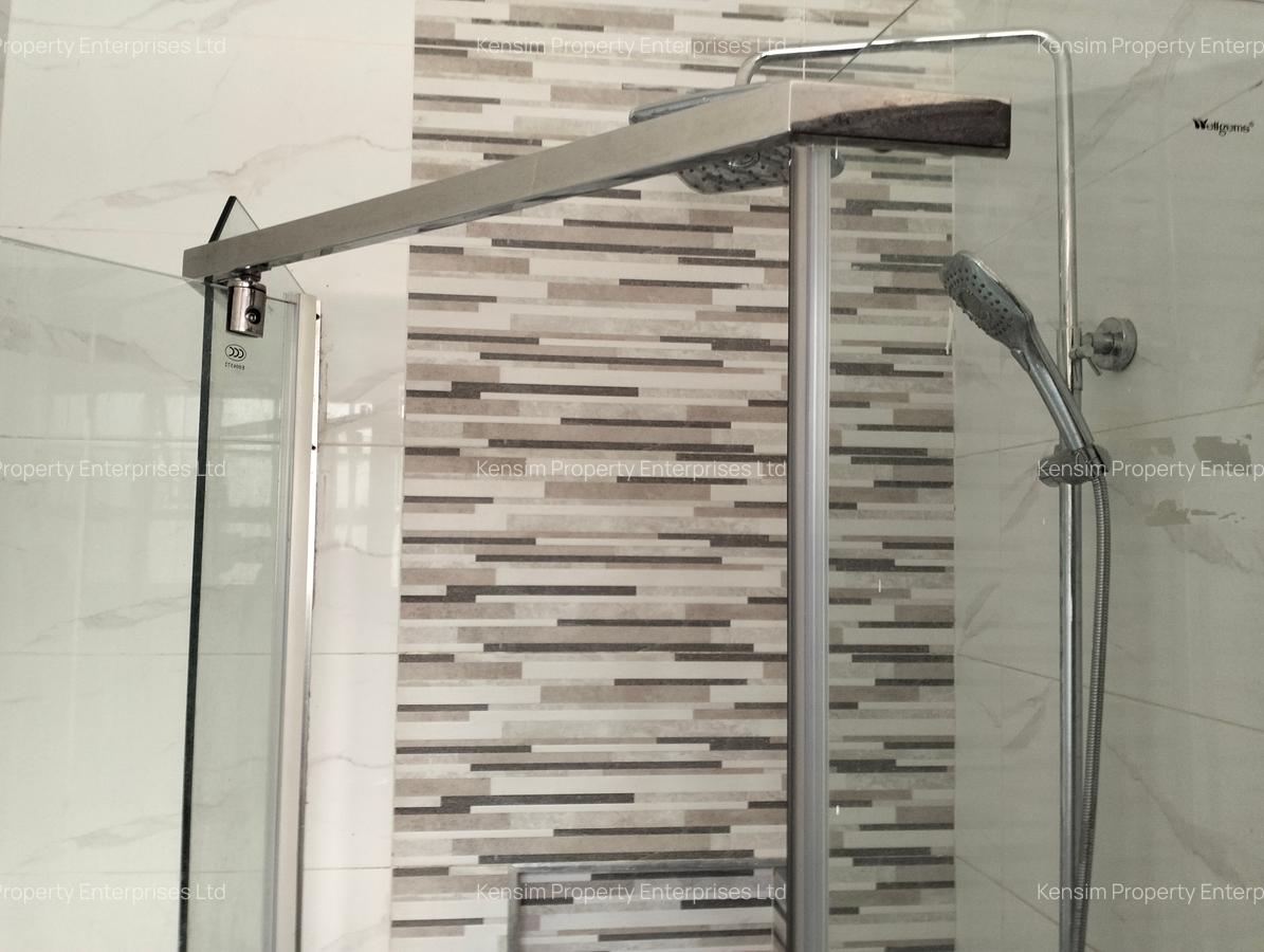 4 Bed Townhouse with En Suite in Lavington - 2