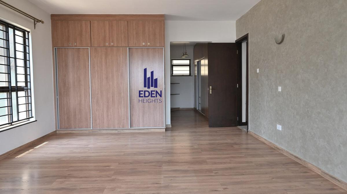 3 Bed Apartment with En Suite in General Mathenge - 13