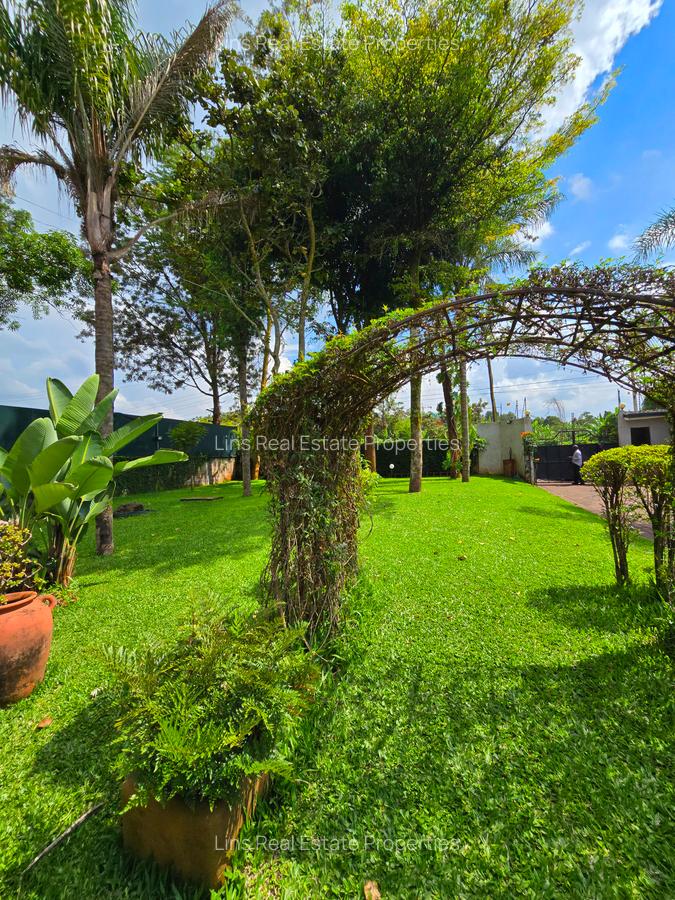 4 Bed House with En Suite in Runda - 6