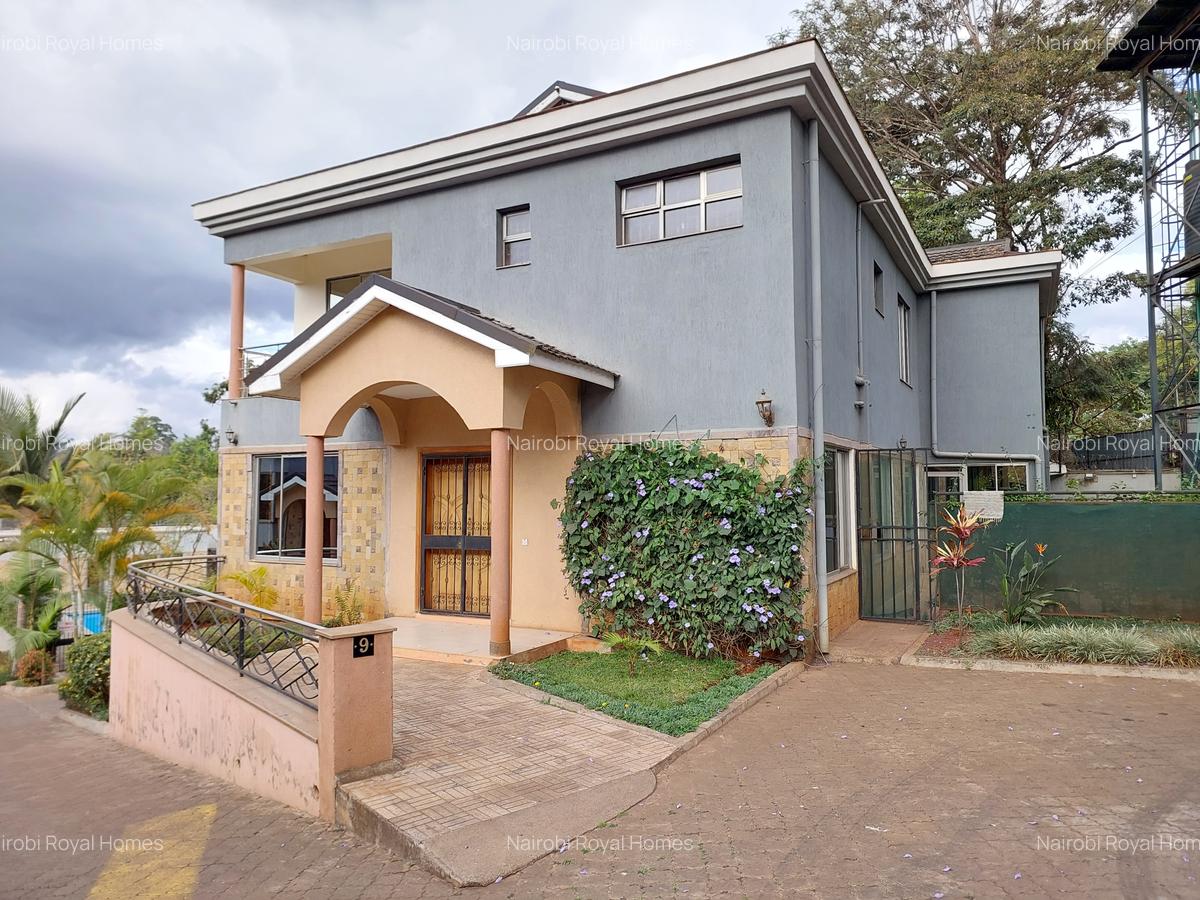 5 Bed Townhouse with En Suite at Eldama Park - 1