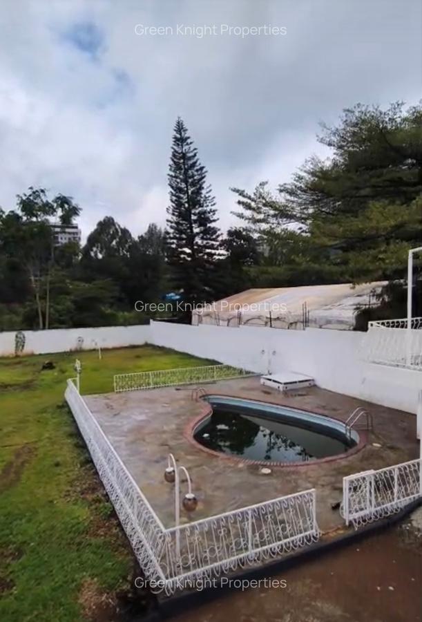 Commercial Property with Service Charge Included in Kileleshwa - 2