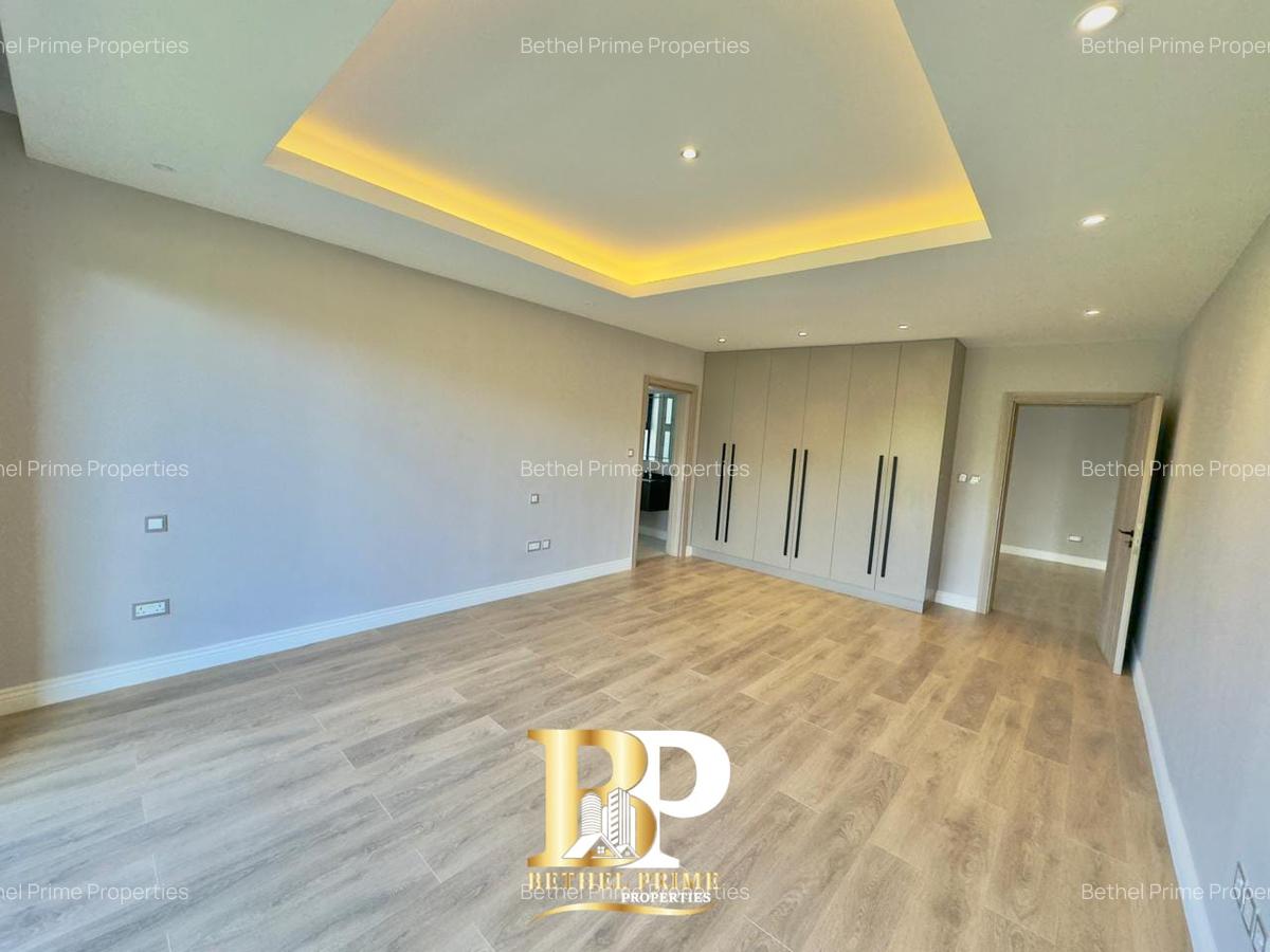 Serviced 3 Bed Apartment with En Suite in Runda - 2