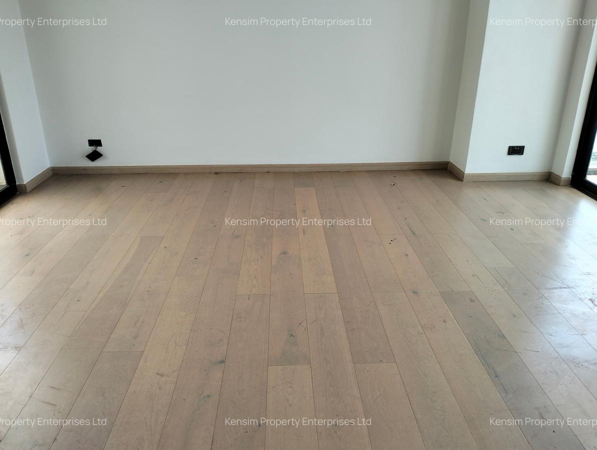 4 Bed Townhouse with En Suite in Lavington - 5