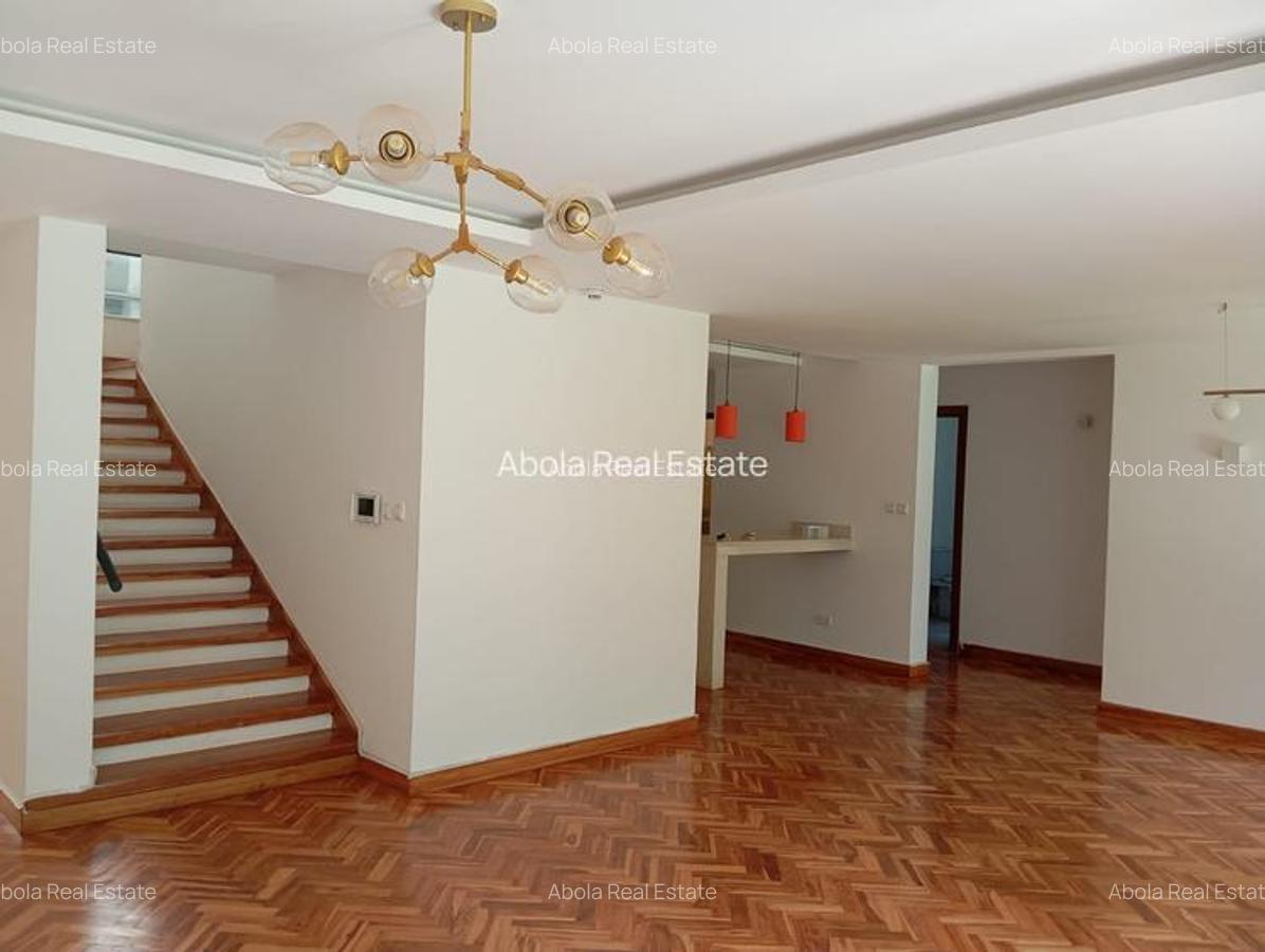 4 Bed Villa with En Suite in Gigiri - 11