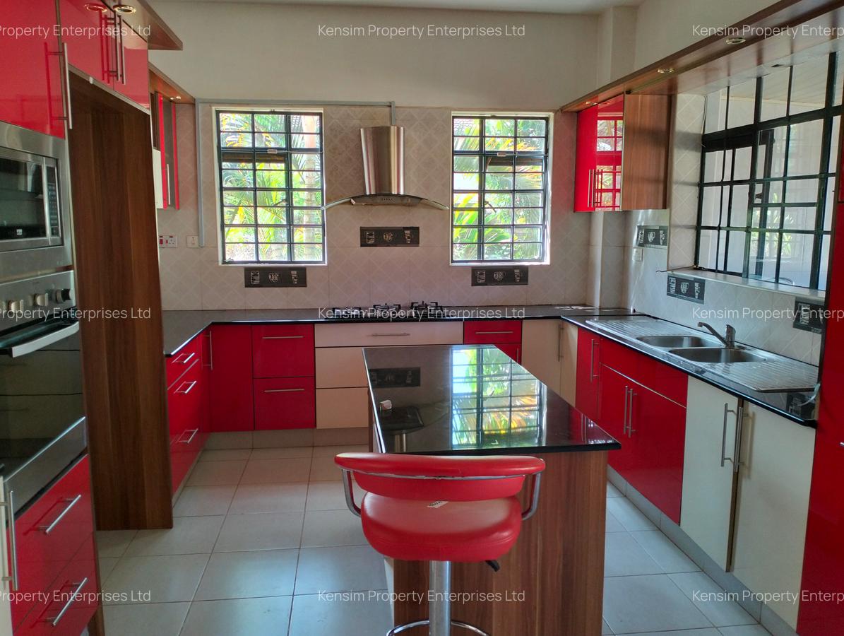 4 Bed Townhouse with En Suite in Kitisuru - 9