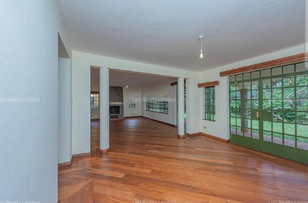 4 Bed Townhouse with En Suite in Lavington - 3