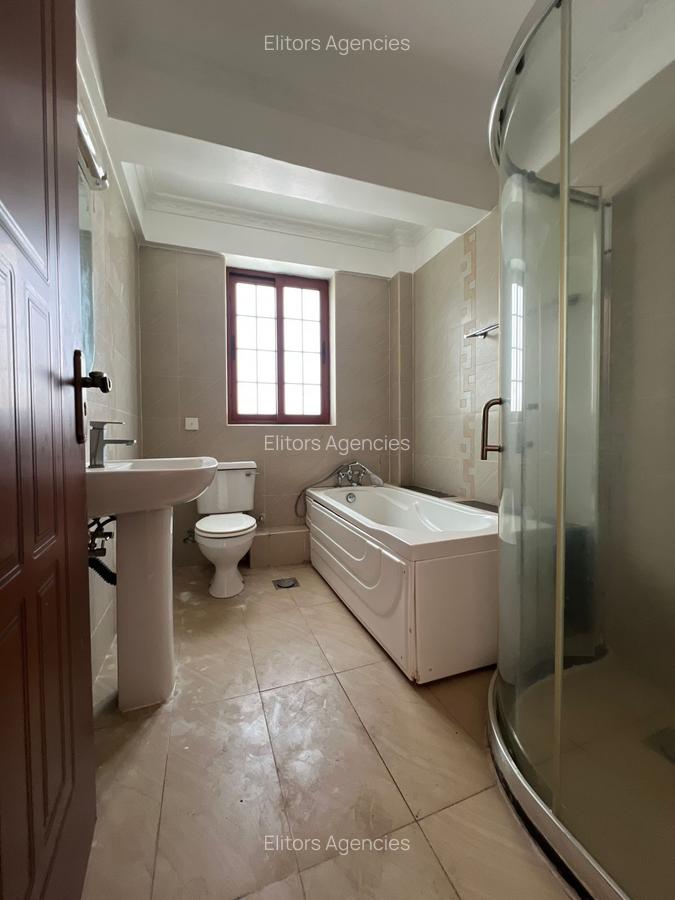 2 Bed Apartment with En Suite at Argwings Kodhek Road - 15