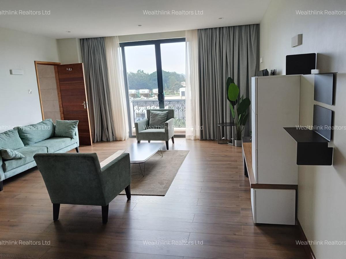 Serviced 2 Bed Apartment with En Suite at Isk - 3