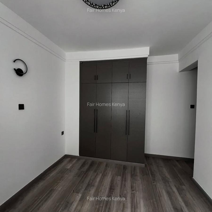 4 Bed Apartment with En Suite at Valley Arcade - 8