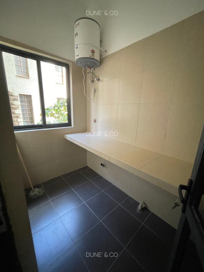 1 Bed Apartment with En Suite in Westlands Area - 12