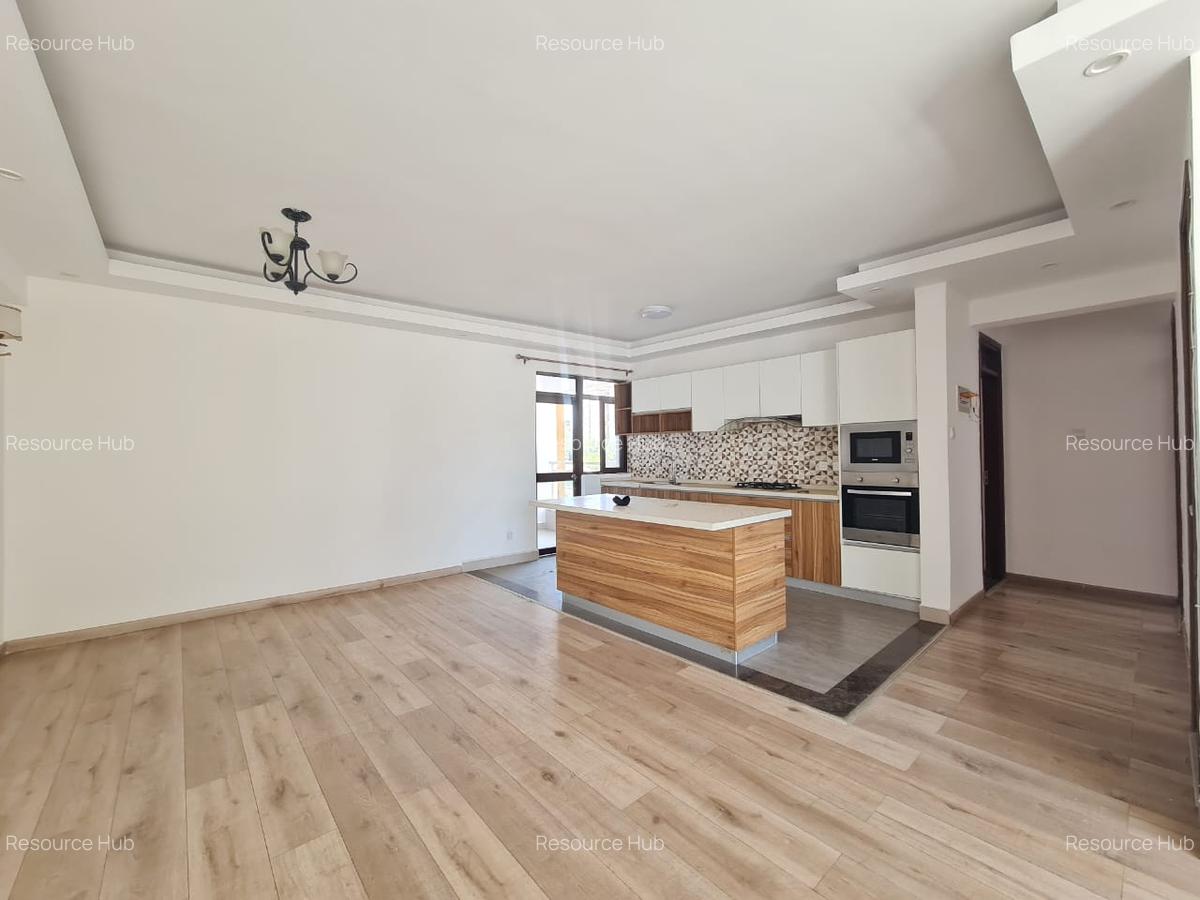 2 Bed Apartment with En Suite at Off Denis Pritt - 6