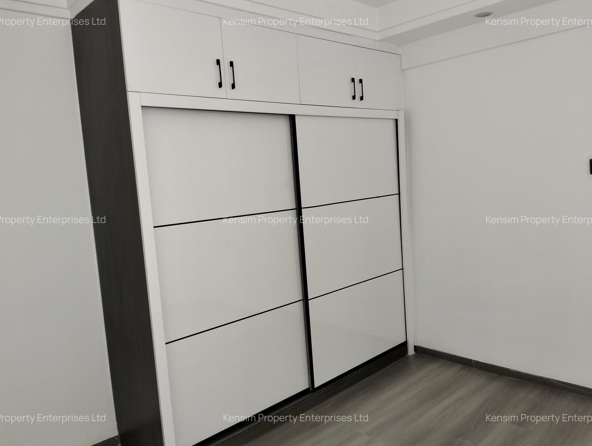 2 Bed Apartment with En Suite in Kilimani - 4