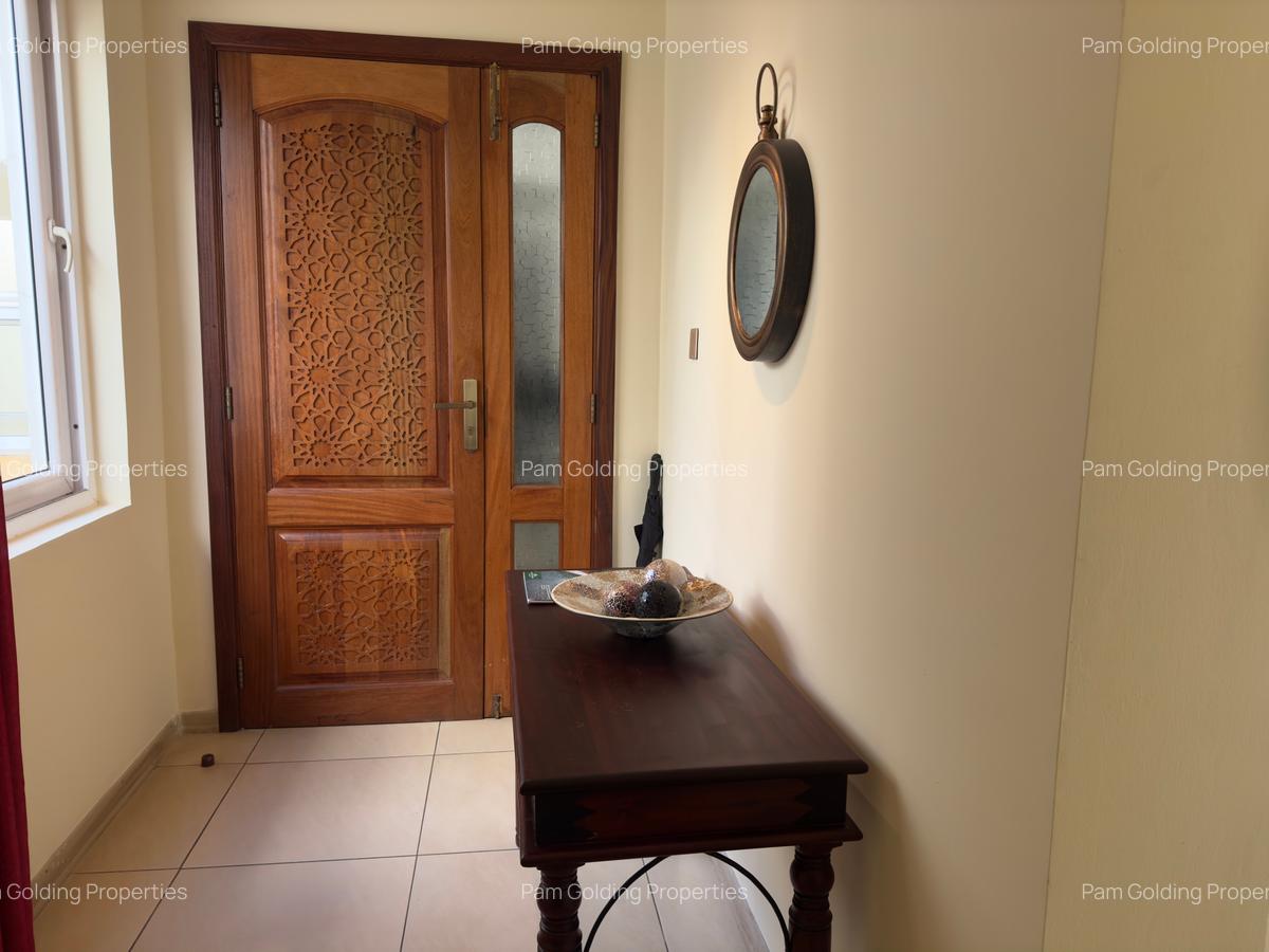 Serviced 3 Bed Apartment with En Suite at Rhapta Road - 4