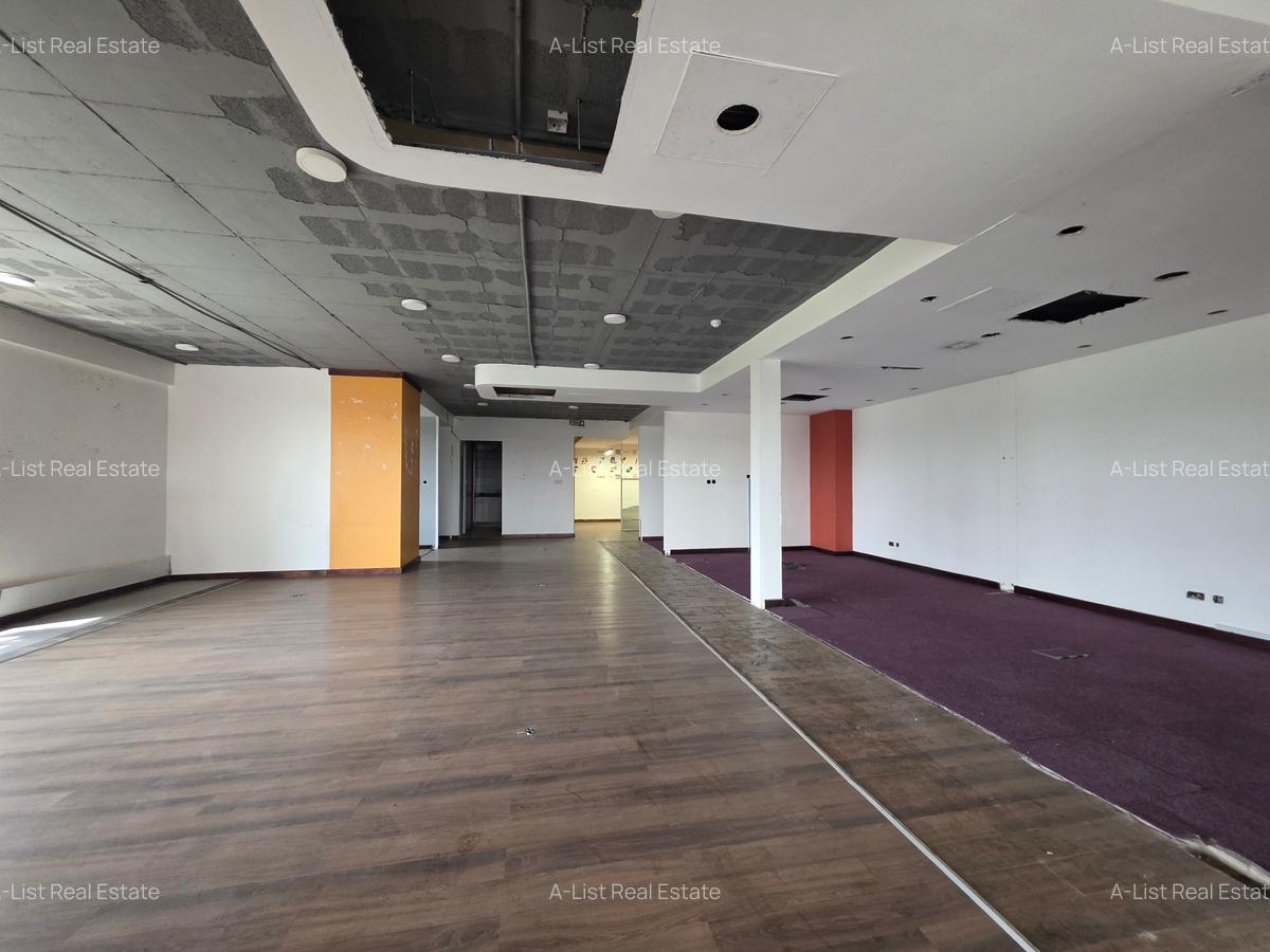 3,706 ft² Commercial Property with Service Charge Included at Westlands Area - 4