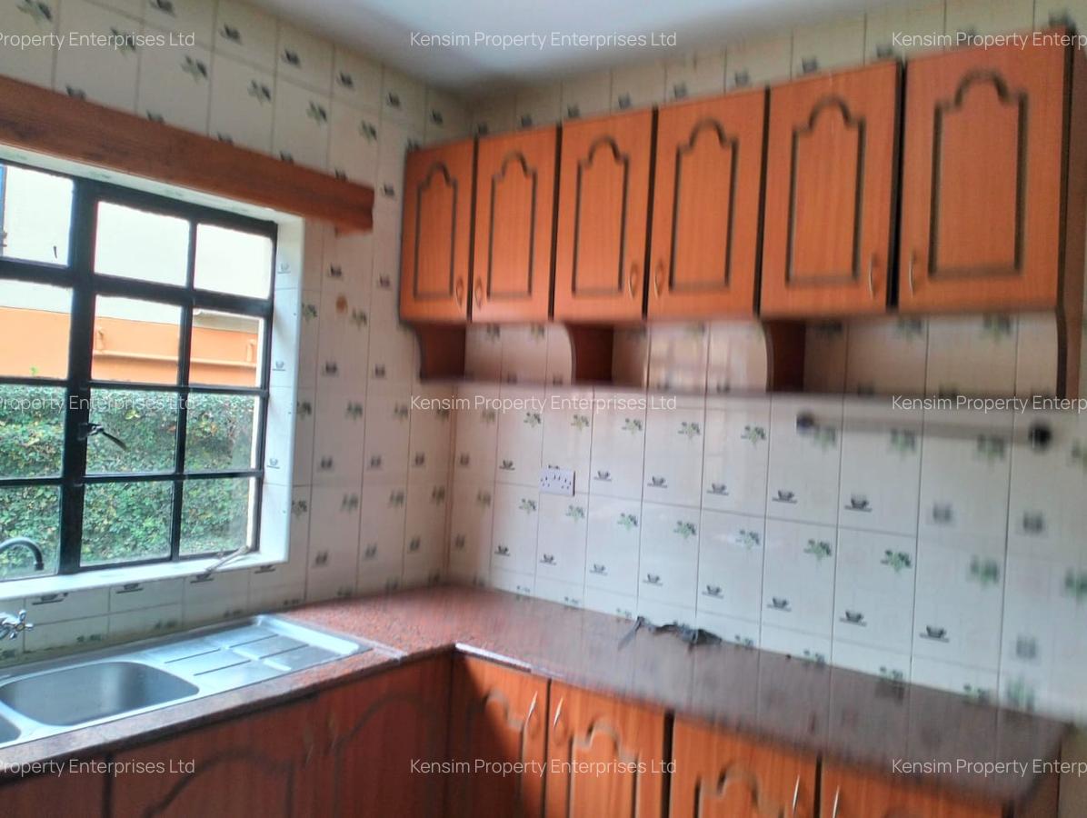 4 Bed Townhouse with En Suite in Lavington - 12