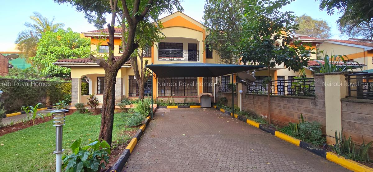 4 Bed Townhouse with En Suite at Off Convent Drive - 1