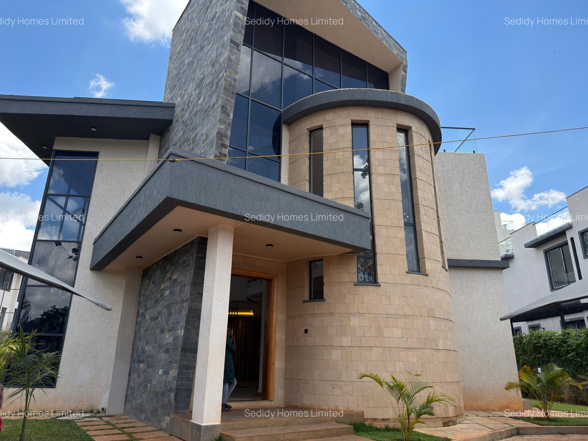 4 Bed Villa with En Suite in Loresho - 1