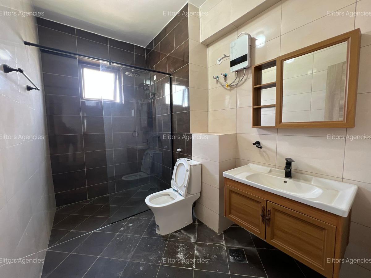 1 Bed Apartment with En Suite at Lantana Road - 12