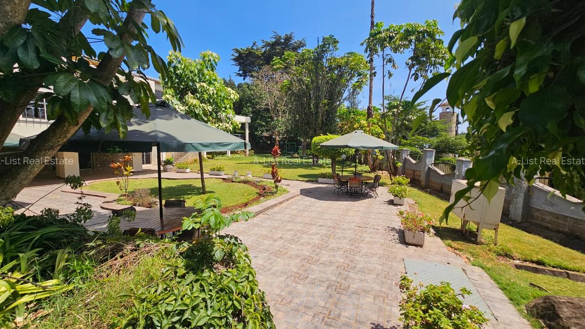 11,000 ft² Commercial Property with Service Charge Included at Kabarsiran - 8