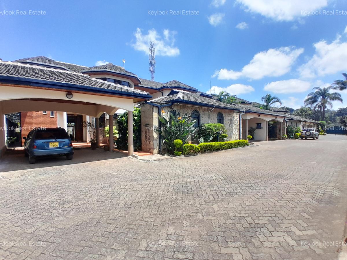 4 Bed Townhouse with En Suite at Lavington Green - 1