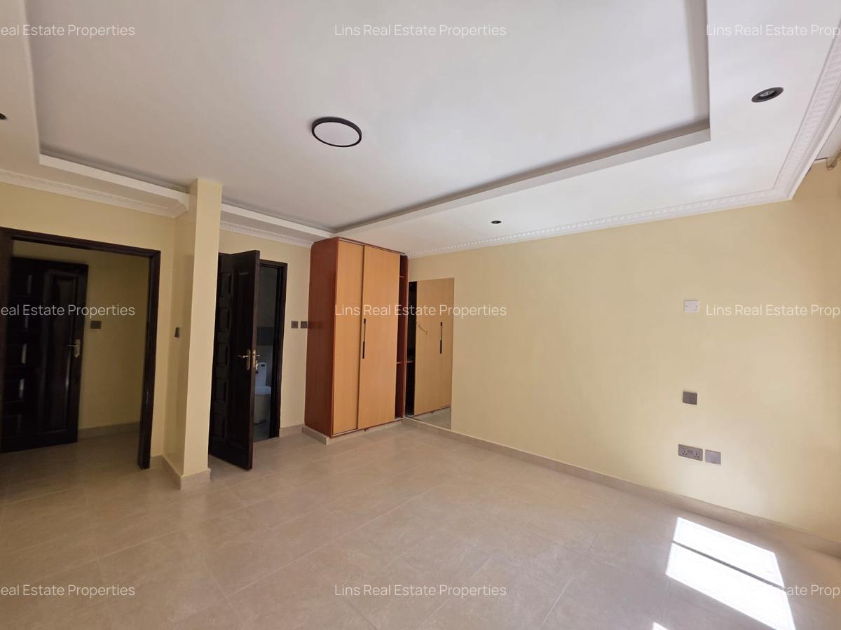 5 Bed House with En Suite in Kitisuru - 19