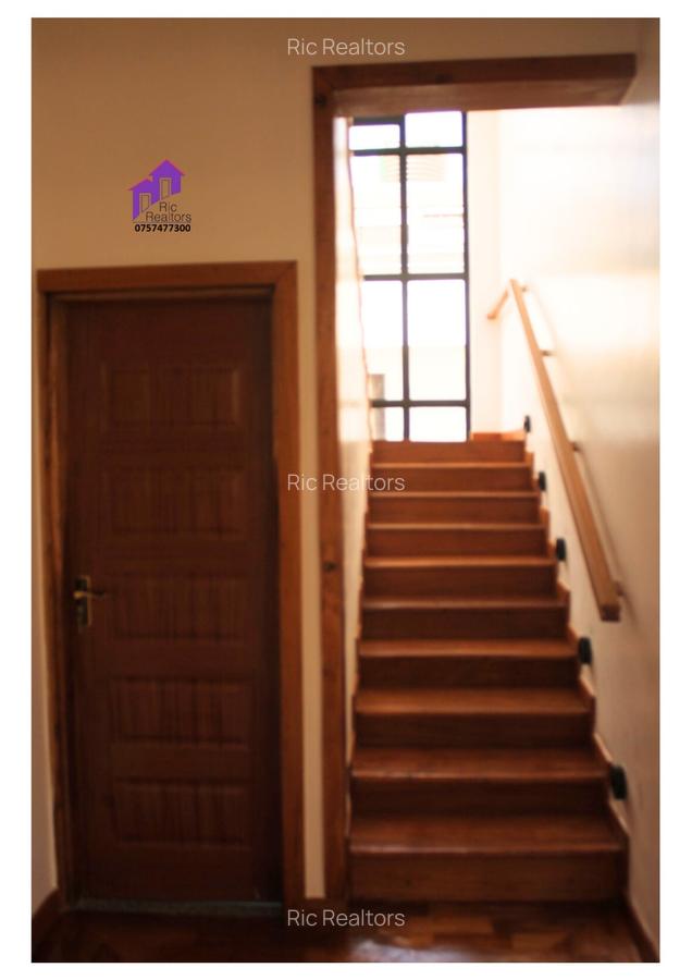 5 Bed Townhouse with En Suite in Ngong - 11