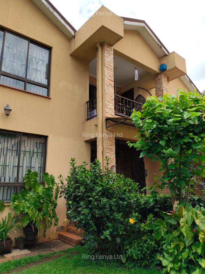 5 Bed House with En Suite in Westlands Area - 1
