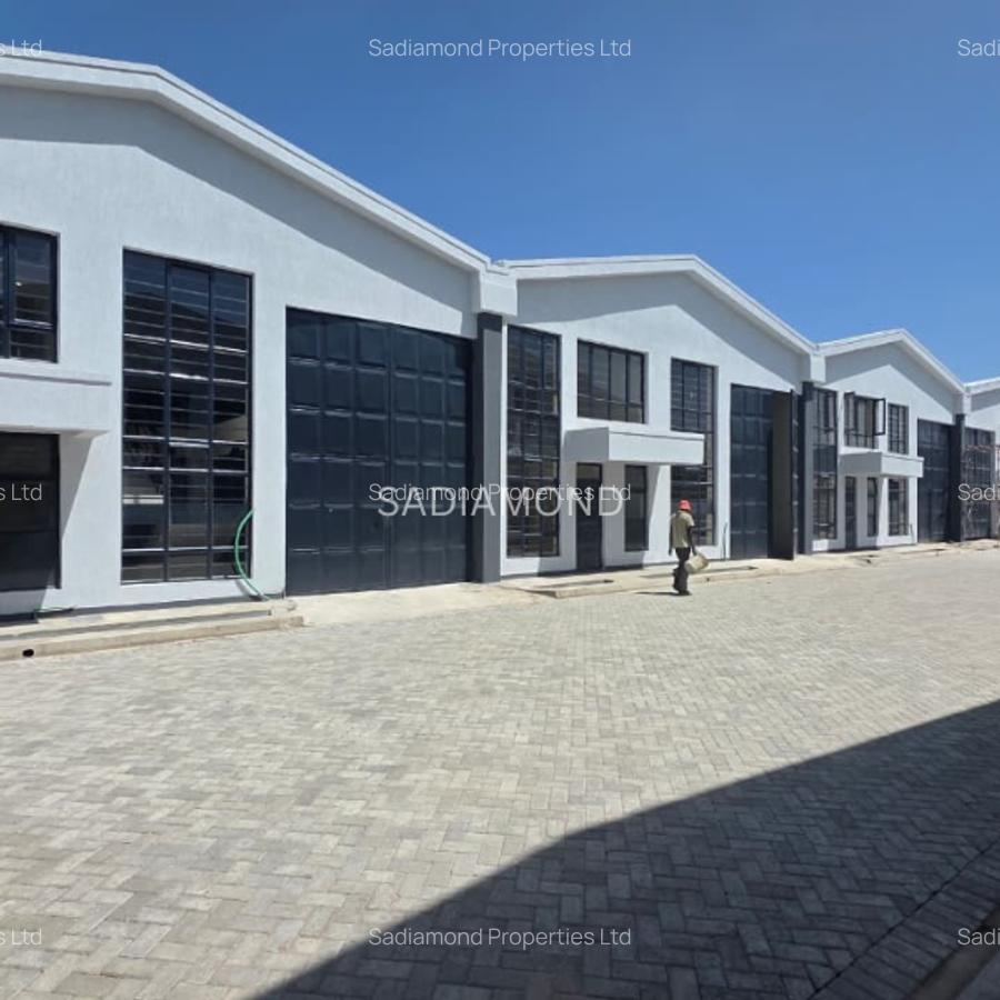 Warehouse in Mombasa Road - 1