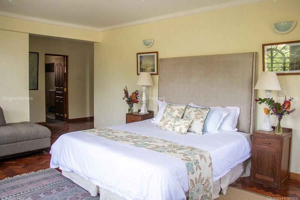 5 Bed House with En Suite at Kitisuru - 19