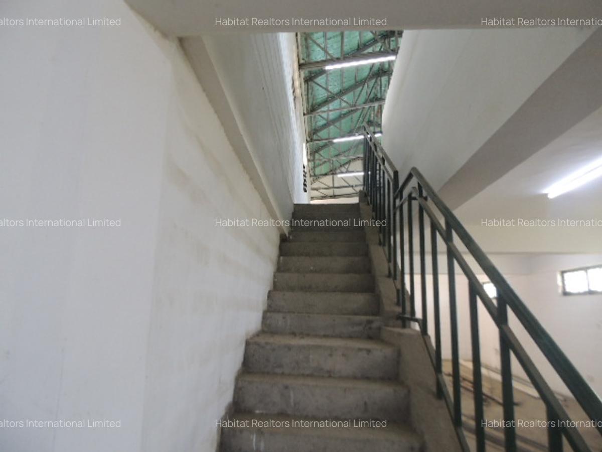 209 ft² Shop with Service Charge Included at Malaa - 5