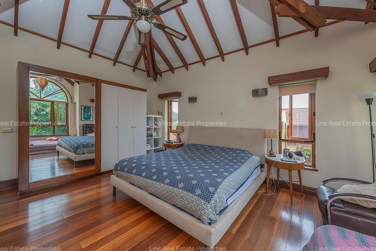 4 Bed Townhouse with En Suite in Kitisuru - 12