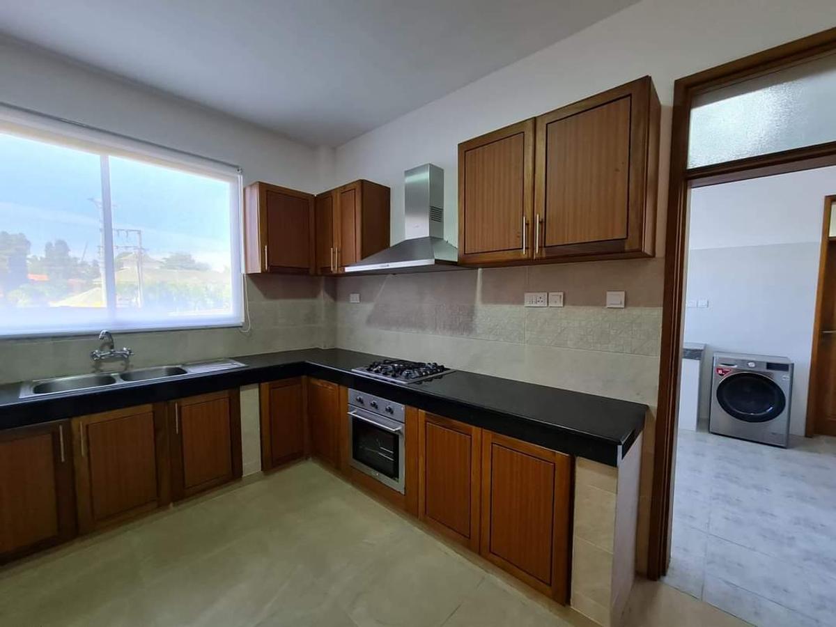 3 Bed Apartment with En Suite in Nyali Area - 7